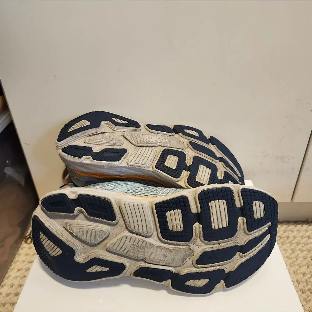 Hoka One One Bondi 7 in "Blue Haze" 1110519 BHBI Sneakers Womens Sz.7.5 Ret.$270 - Picture 10 of 10